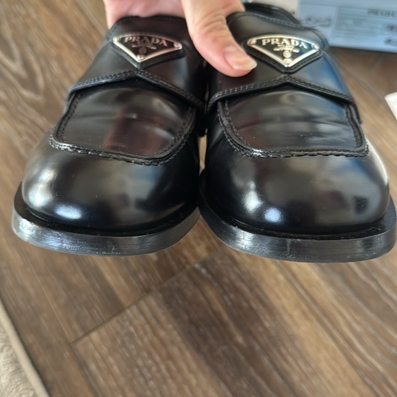 PRADA logo leather loafers 39.5 - Picture 7 of 9